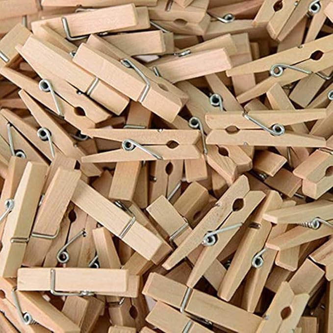 50pcs Small Wood Clothes Pins Pegs Strong Hangers Picture Display Art Craft Clip Clamps Party Wedding Office Decor Wire Clothesline