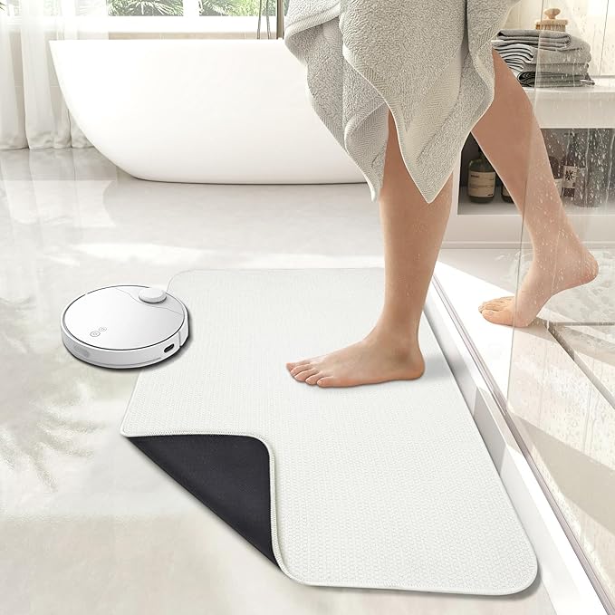 Bath Mat,Ultra Thin Bathroom Rugs,Rubber Bath Mats for Bathroom,No Slip Bath Rugs,Quick Dry,Machine Washable,Low Pile,Absorbent,Shower Outside,Sink,Home Decor Accessories.White,1'8"x2'8"(20x32inch)